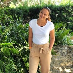 Meet your Posher, Ashley